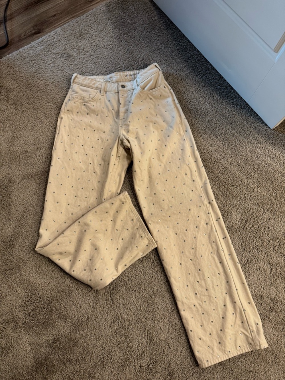 Pilcro Cream Straight-Leg Jeans with Subtle Embroidery